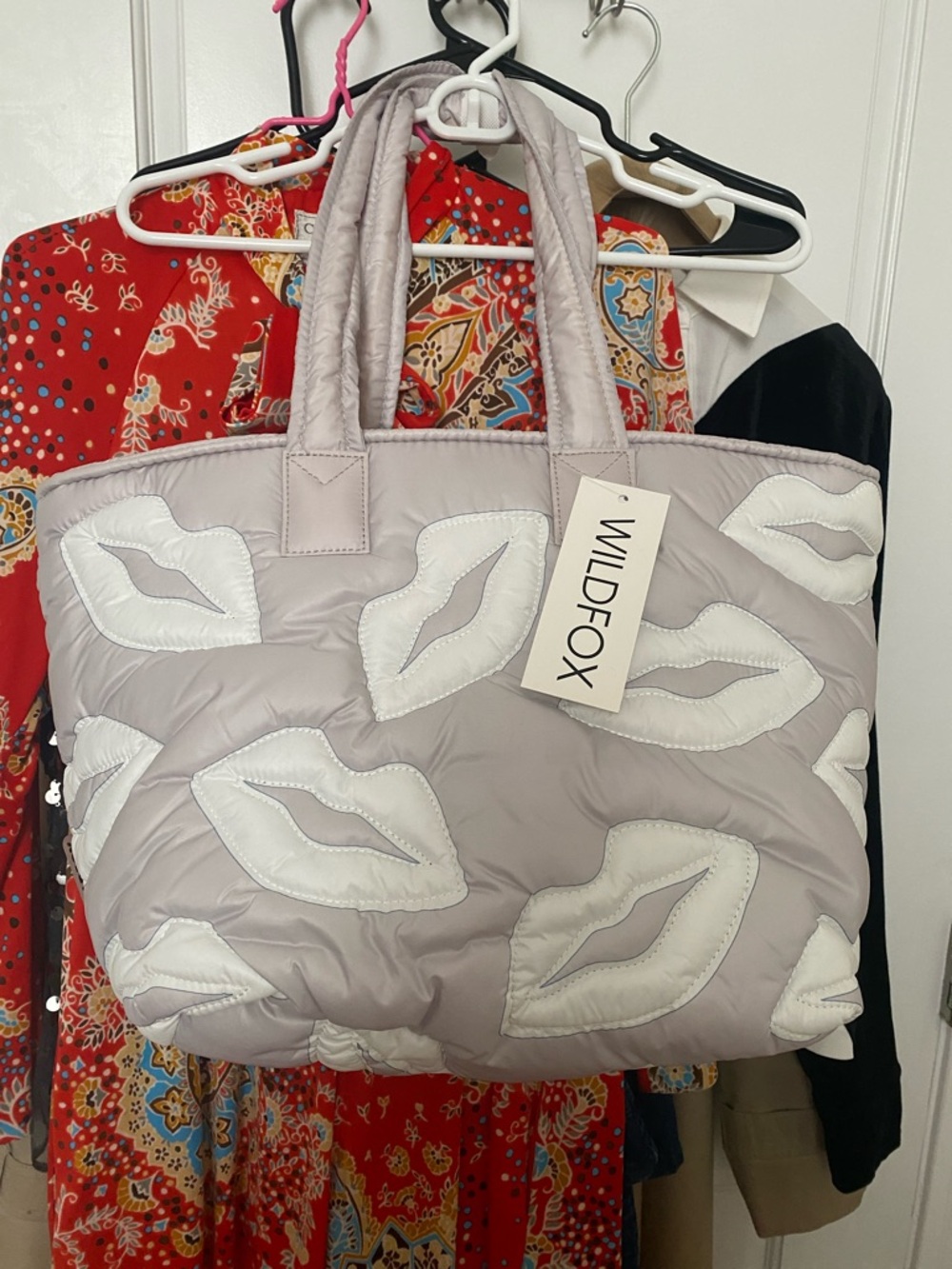 WILDFOX Quilted Lip-Appliqué Tote in Light grey or mauve and White NWT